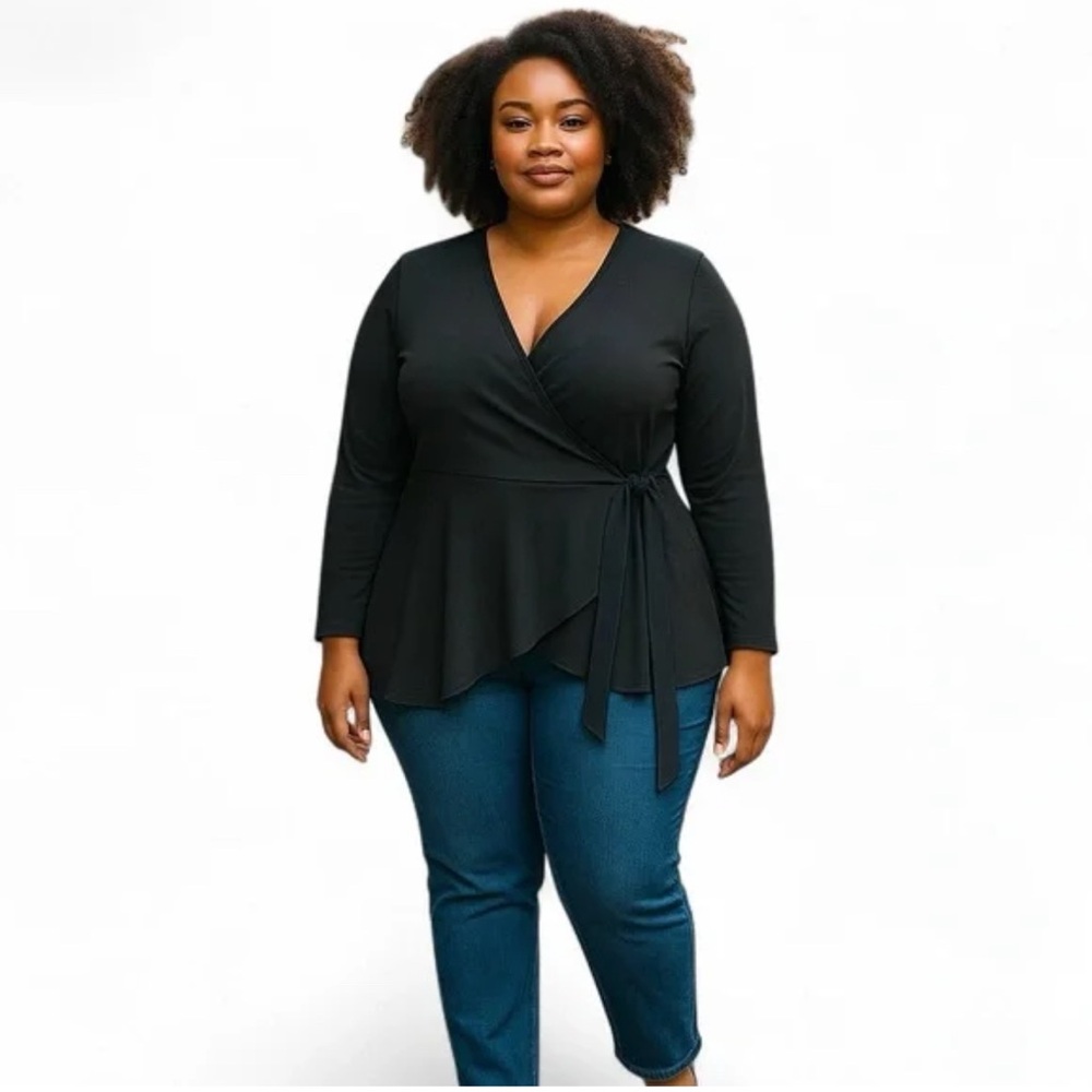 🍁Eloquii Classic Black Wrap Top